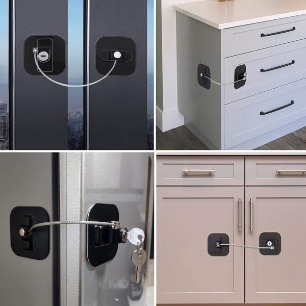 CHILD SAFETY LOCK WITH KEYS